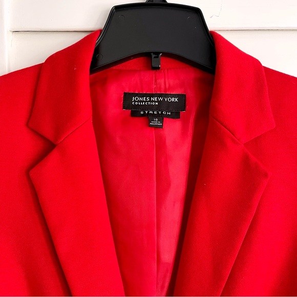 Red Womens 2 Piece STRETCH Suit (Blazer Size 10 & Pencil Skirt Size 14P) - Picture 3 of 11